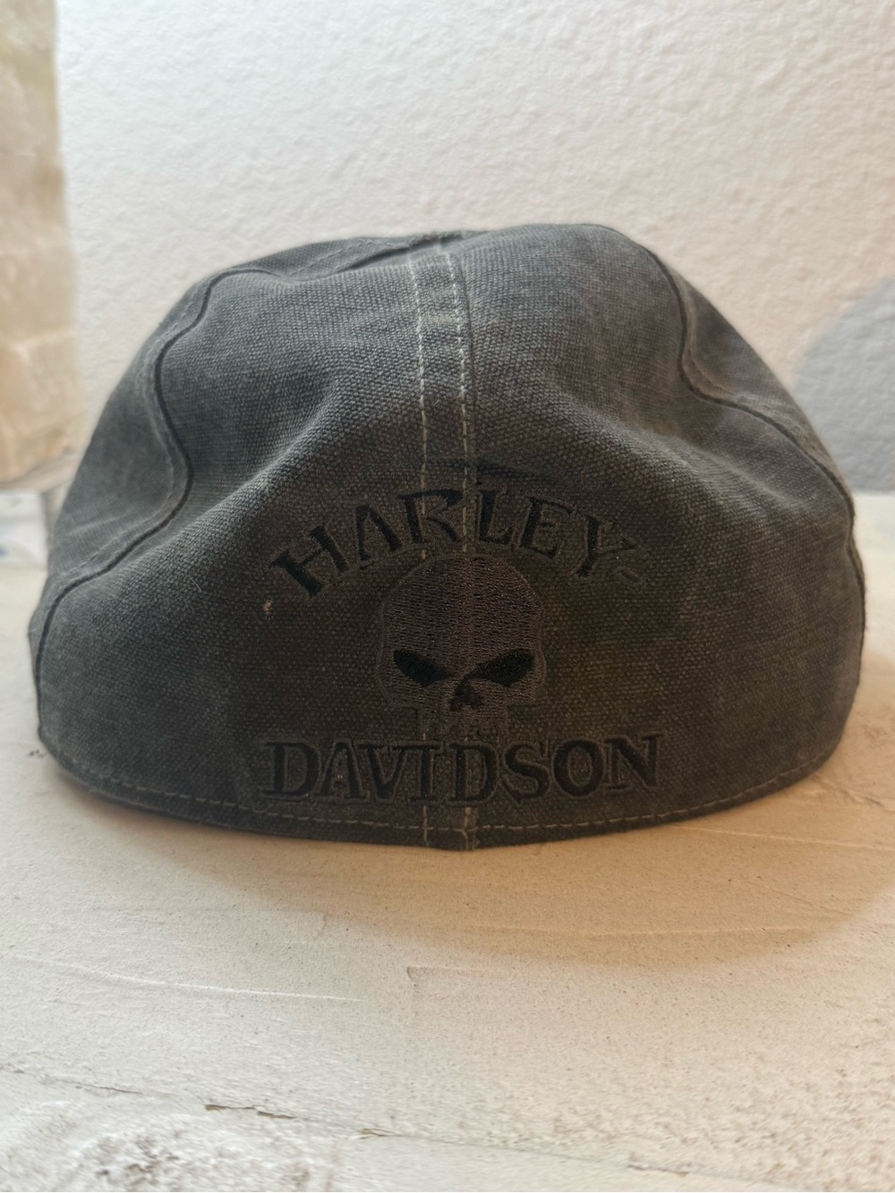 Harley-Davidson Genuine Motorclothes Gray Flat Cap Hat Size L